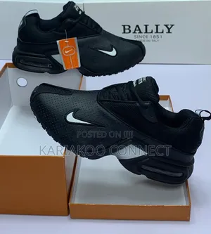 Nike Black Air Force