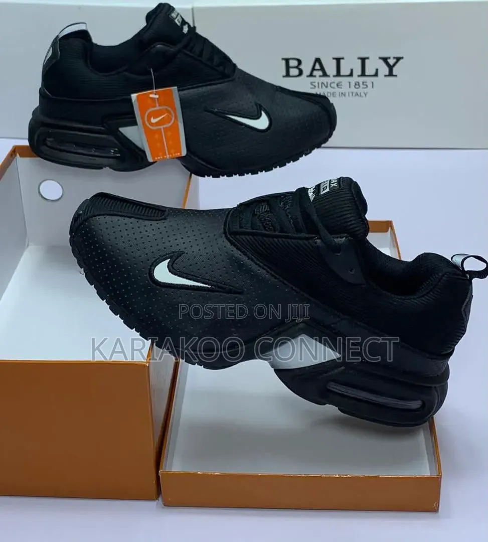 Nike Black Air Force