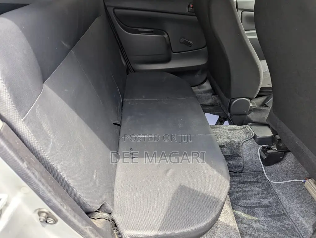 Toyota Probox 2015 Silver