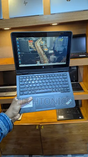 Laptop Lenovo Yoga 11e 8GB Intel Celeron HDD 500GB