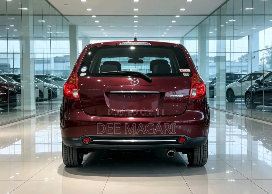 Mazda Verisa 2012 Red