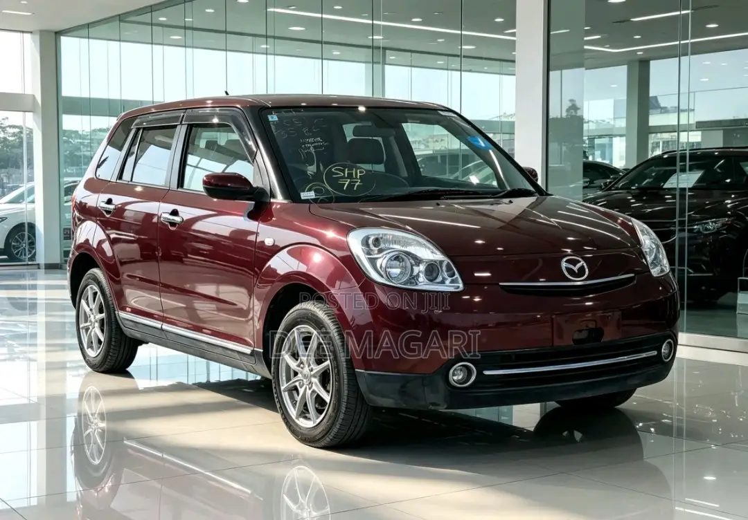 Mazda Verisa 2012 Red