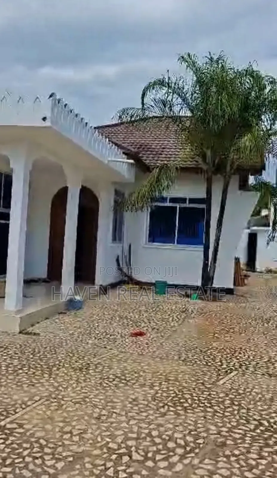 3bdrm House in Mjini for rent