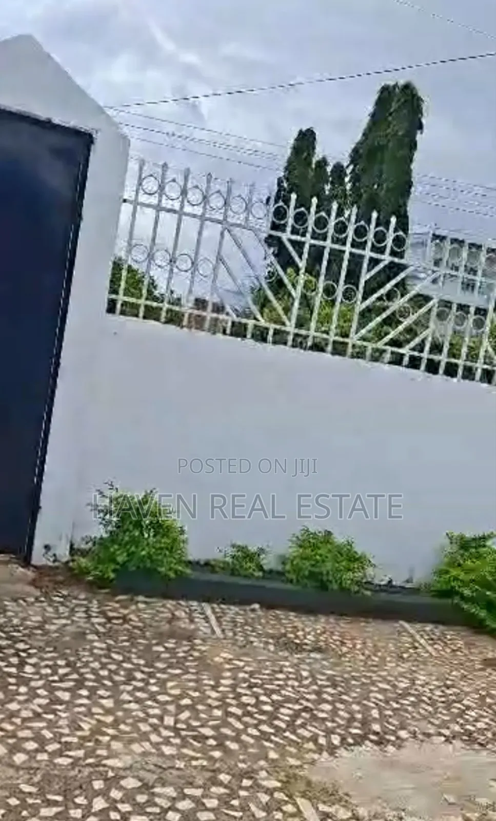 3bdrm House in Mjini for rent