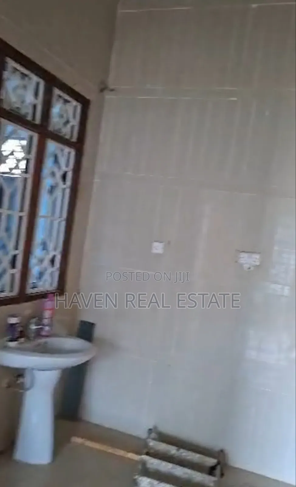 3bdrm House in Mjini for rent