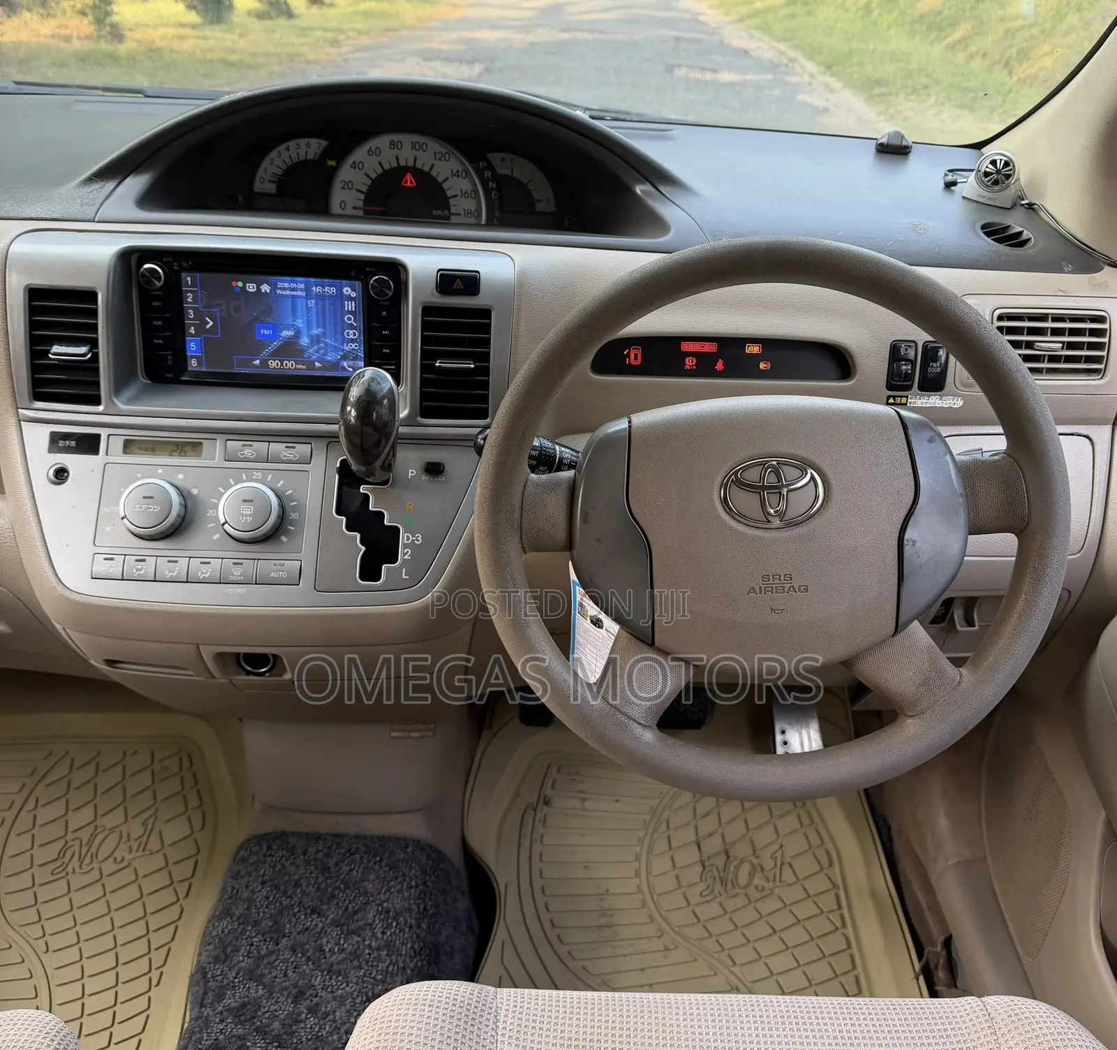 Toyota Raum 1.5 FWD 2004 Silver