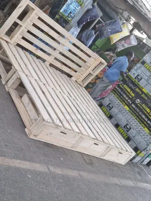 Storage Pallet Bed