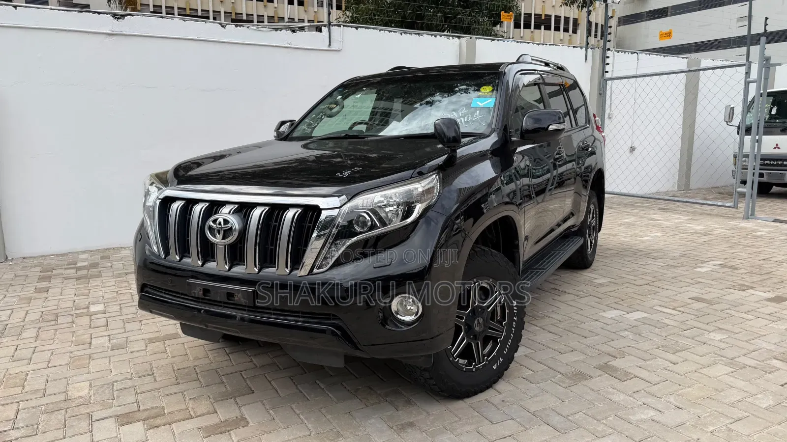 Toyota Land Cruiser Prado 2016 Black