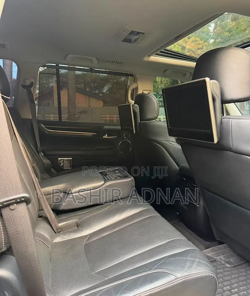 Lexus LX 570 AWD 2019 Gray