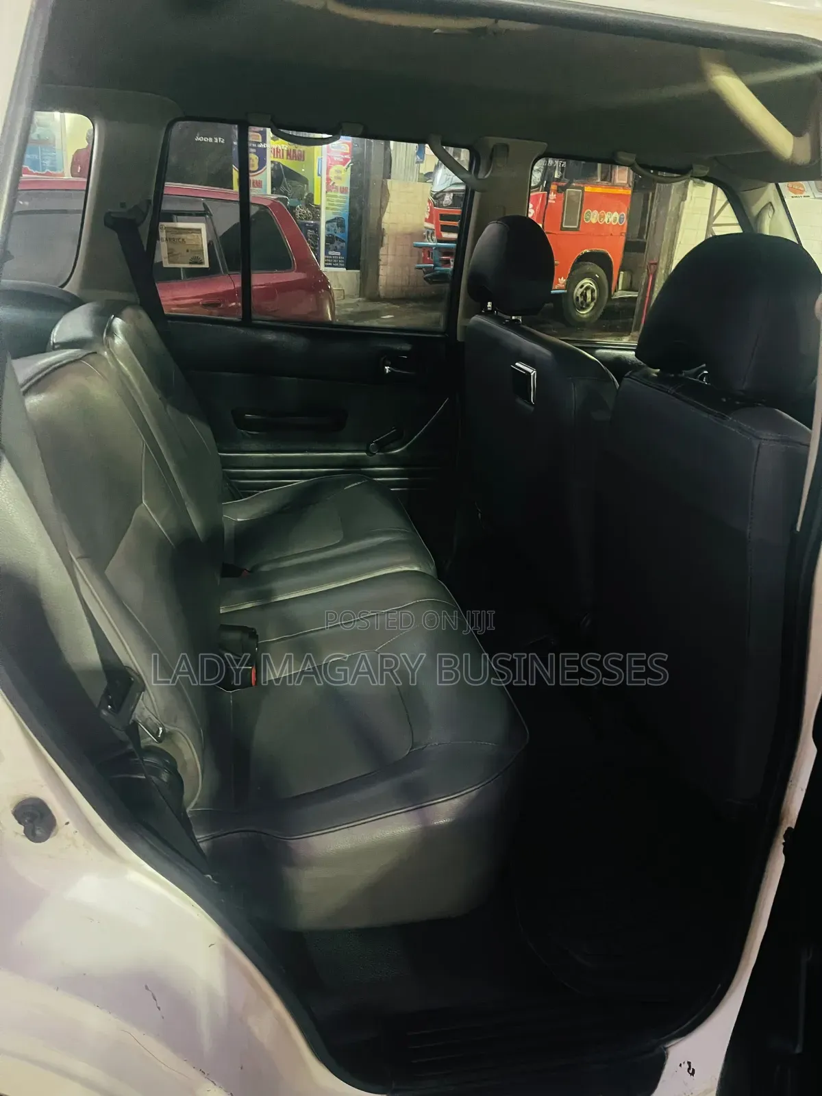 Nissan Patrol 5.6 2010 White