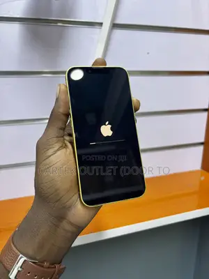 New Apple iPhone 14 256 GB Yellow