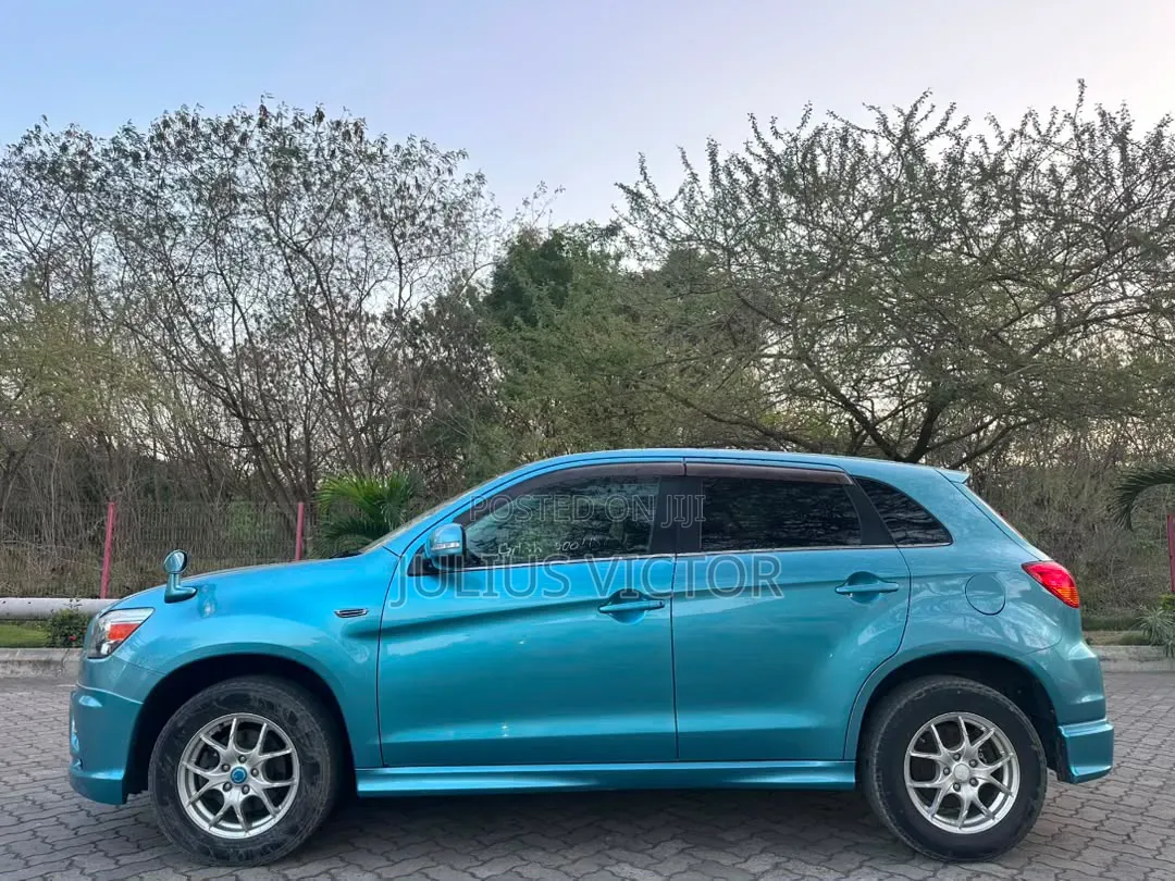 Mitsubishi RVR 2.0 2011 Blue