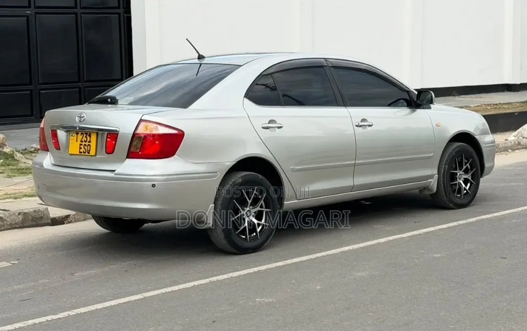 Toyota Premio 2005 Silver