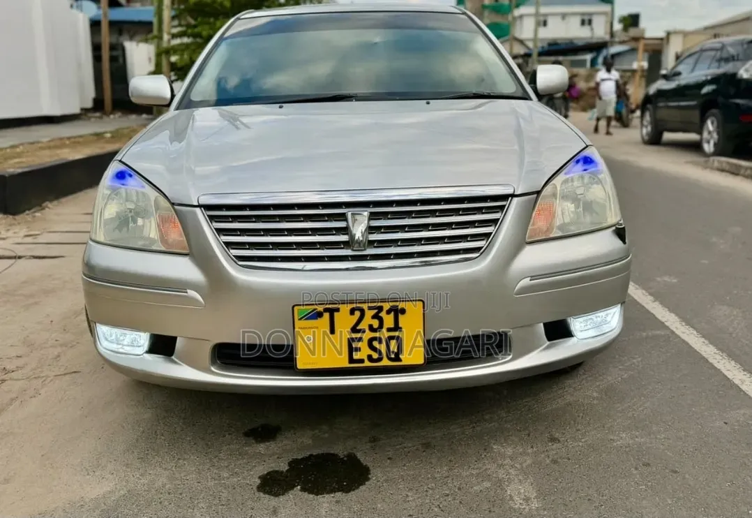 Toyota Premio 2005 Silver