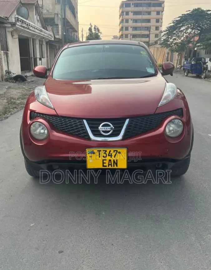 Nissan Juke 2016 Maroon