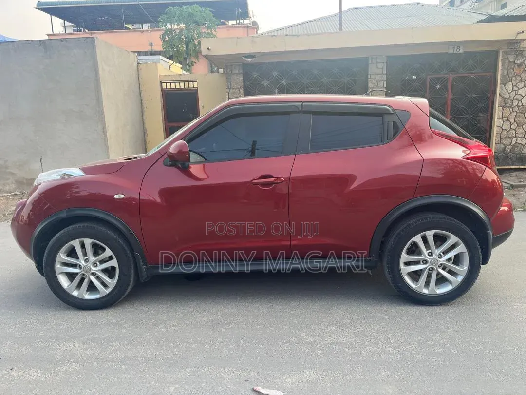 Nissan Juke 2016 Maroon