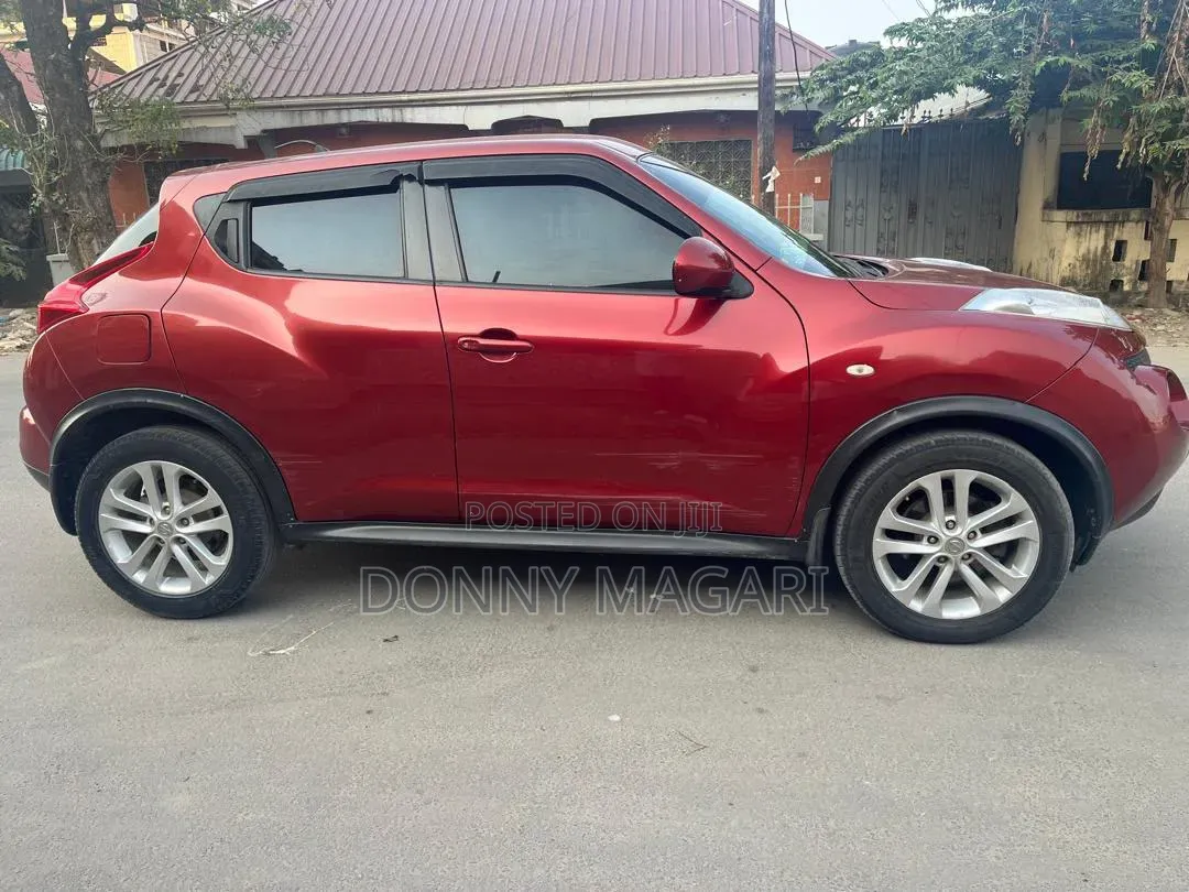 Nissan Juke 2016 Maroon