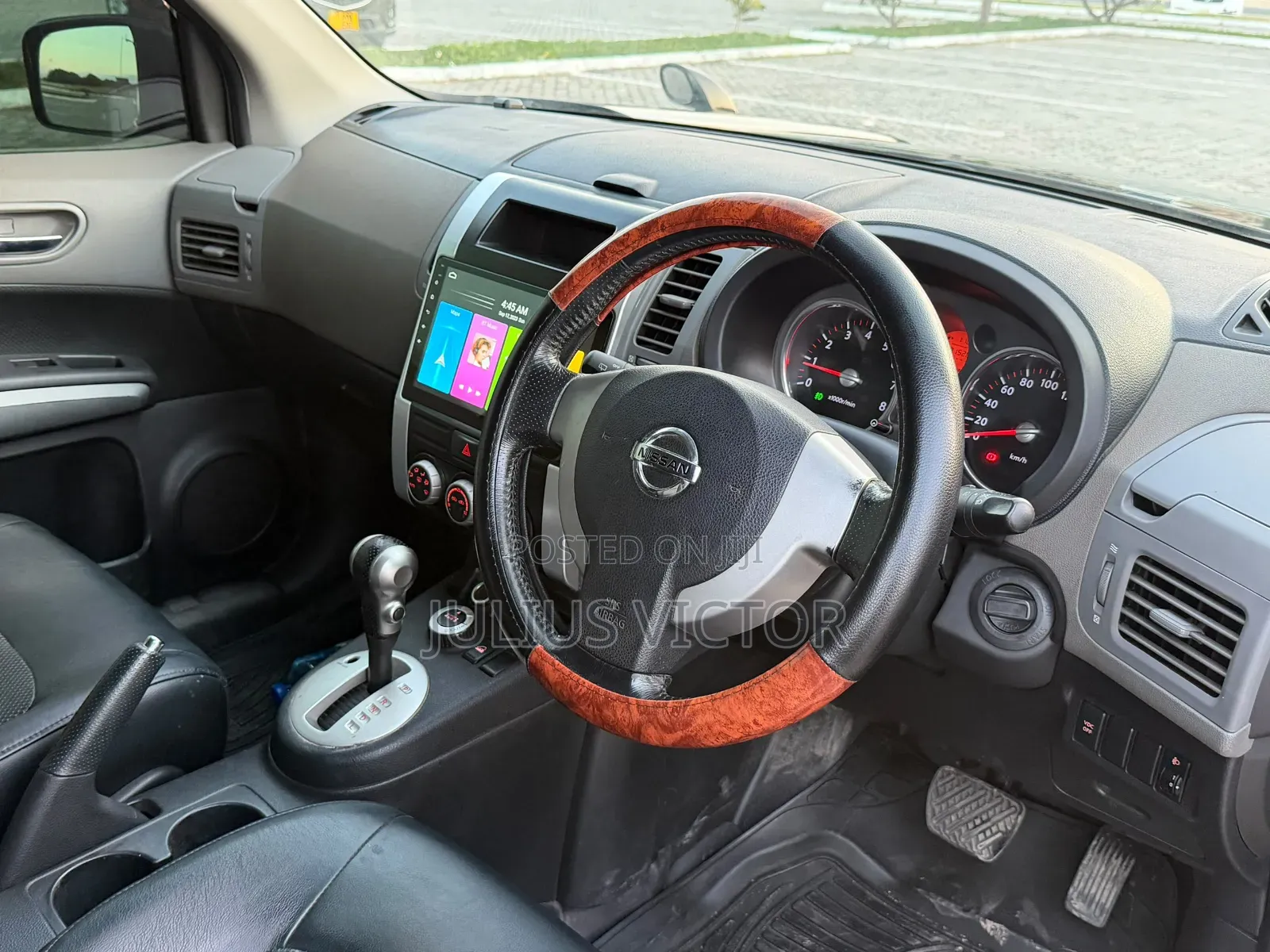 Nissan X-Trail 2009 Black