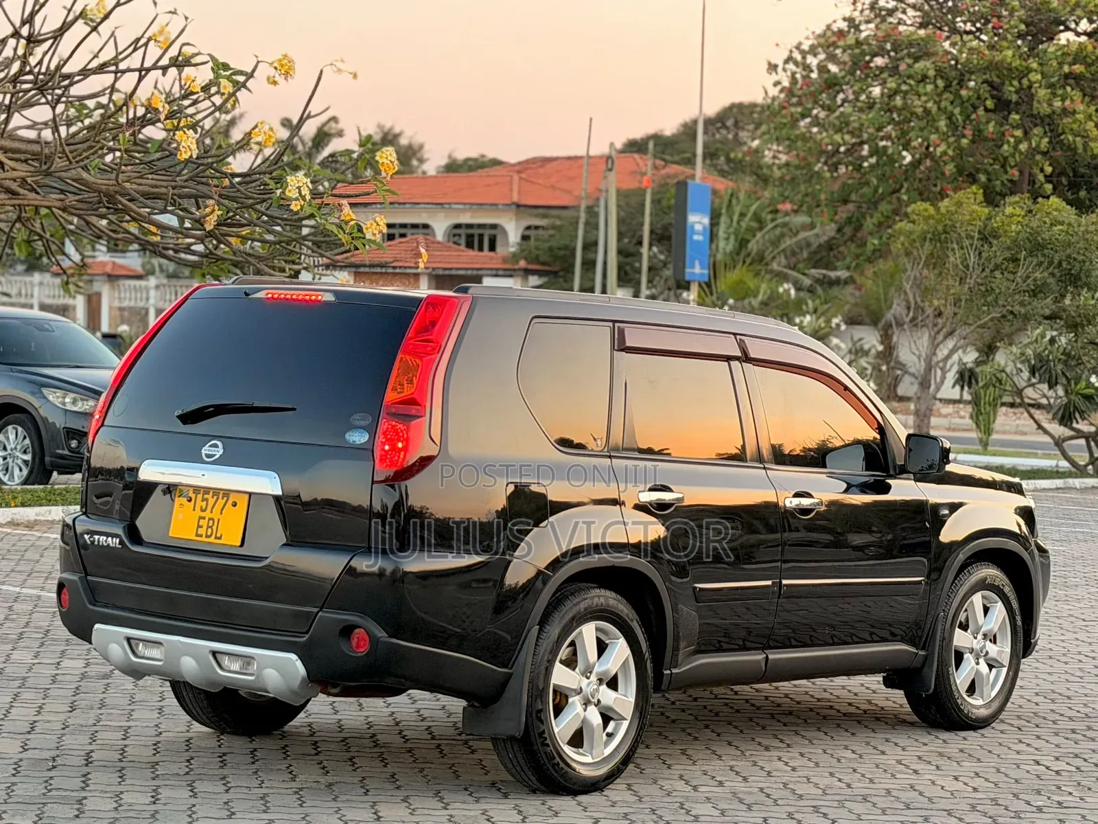 Nissan X-Trail 2009 Black