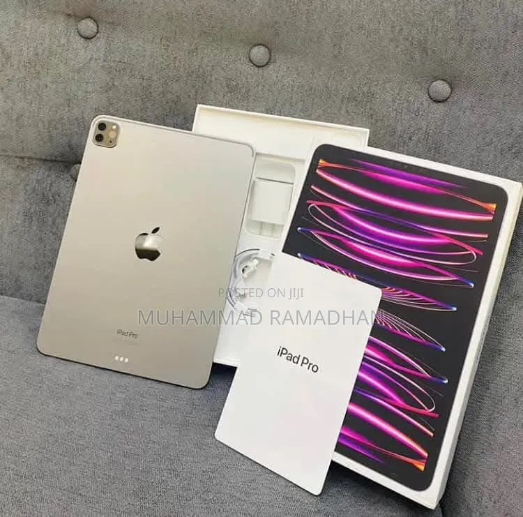 New Apple iPad Pro 12.9 (2022) 128 GB Silver