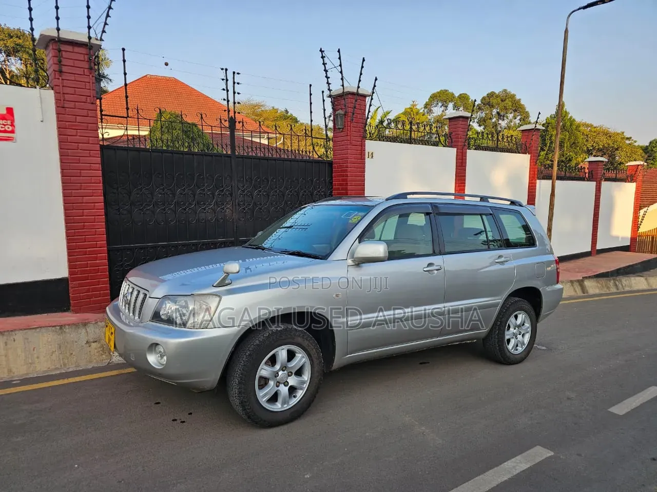 Toyota Kluger 2005 Silver