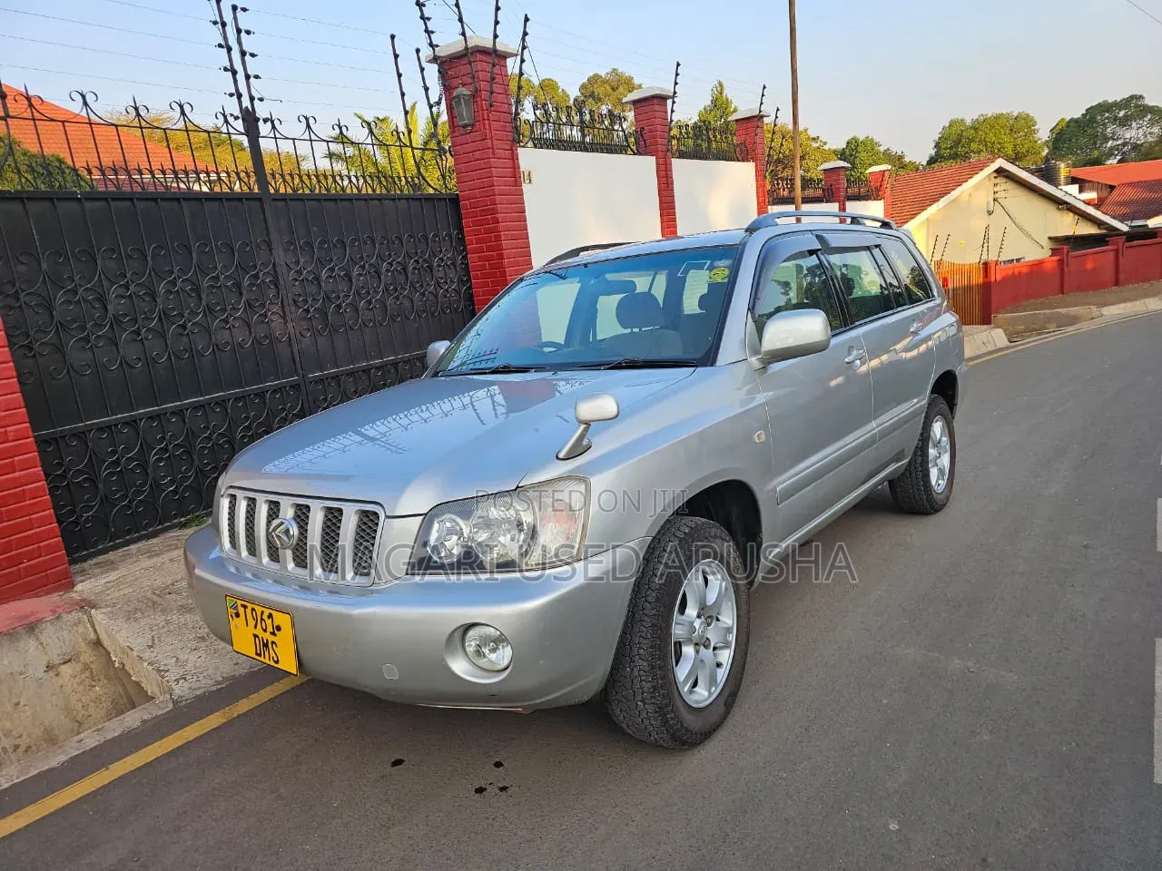 Toyota Kluger 2005 Silver