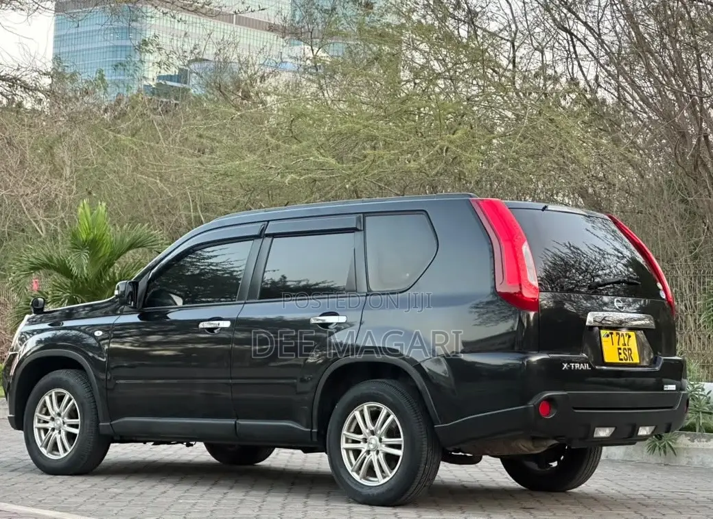 Nissan X-Trail 2013 Black