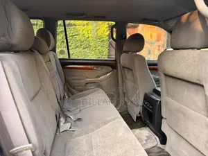 Toyota Land Cruiser Prado 2005 Silver