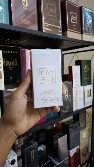 Kay Ali
Vanilla Candy Rock Sugar