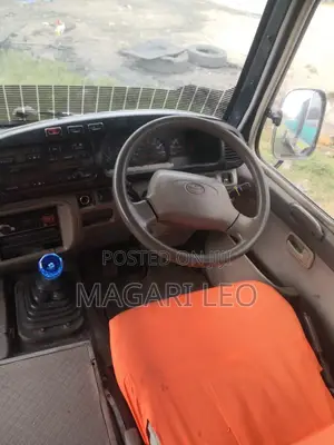 Toyota Coaster 2004 Black