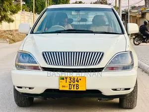 Toyota Harrier 2.2 16V 2001 White
