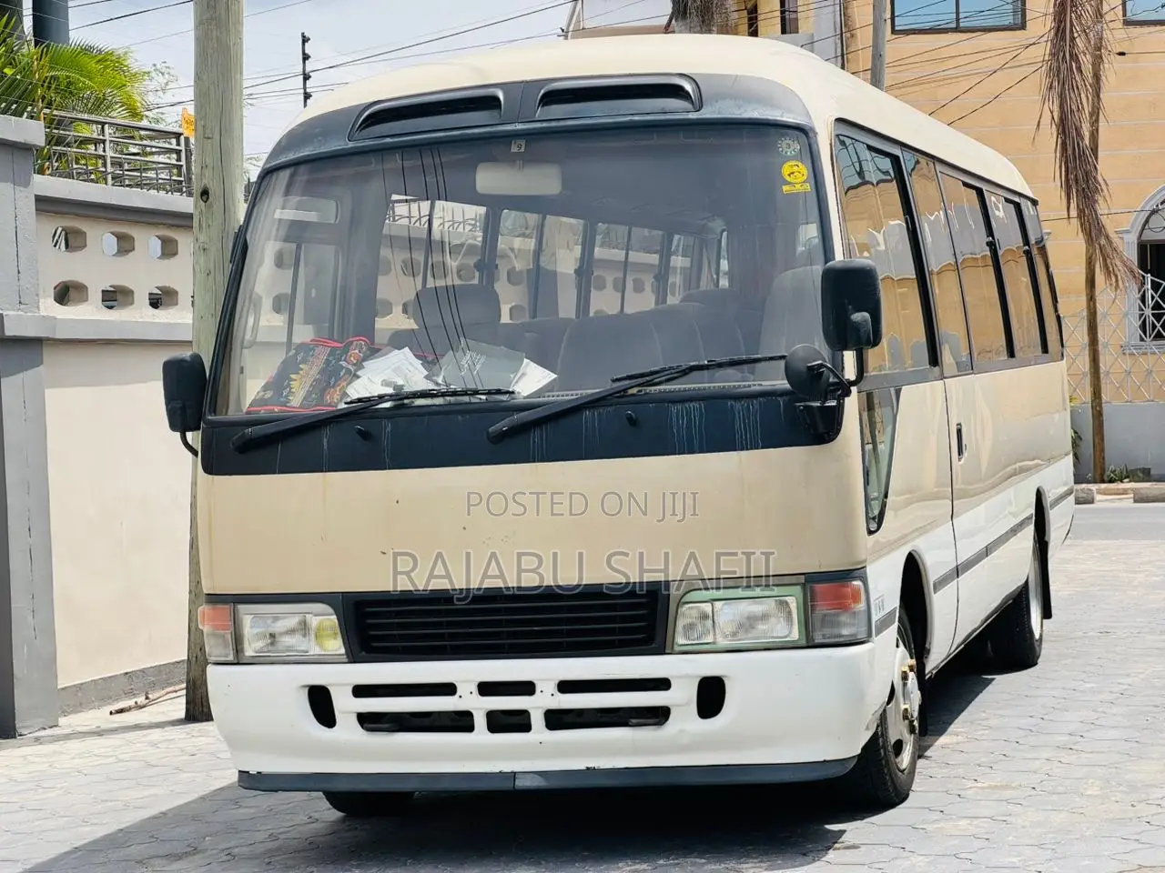 Toyota Coaster 2004 Beige