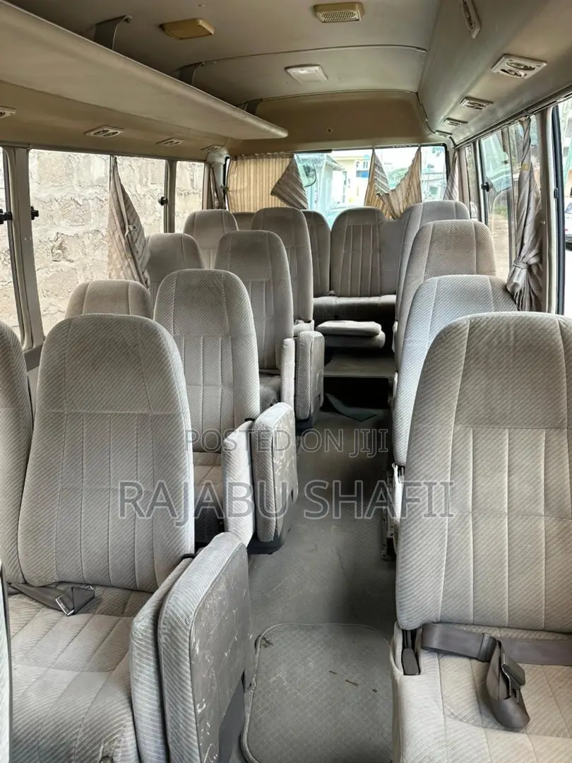 Toyota Coaster 2004 Beige