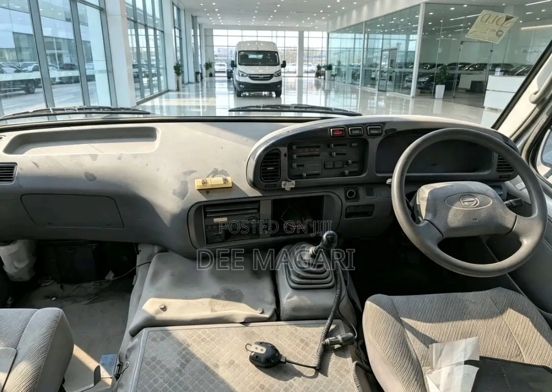 Toyota Coaster 2003 White
