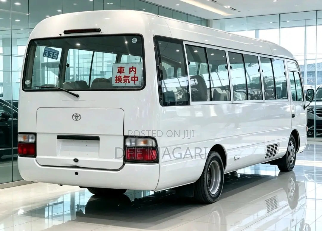 Toyota Coaster 2003 White
