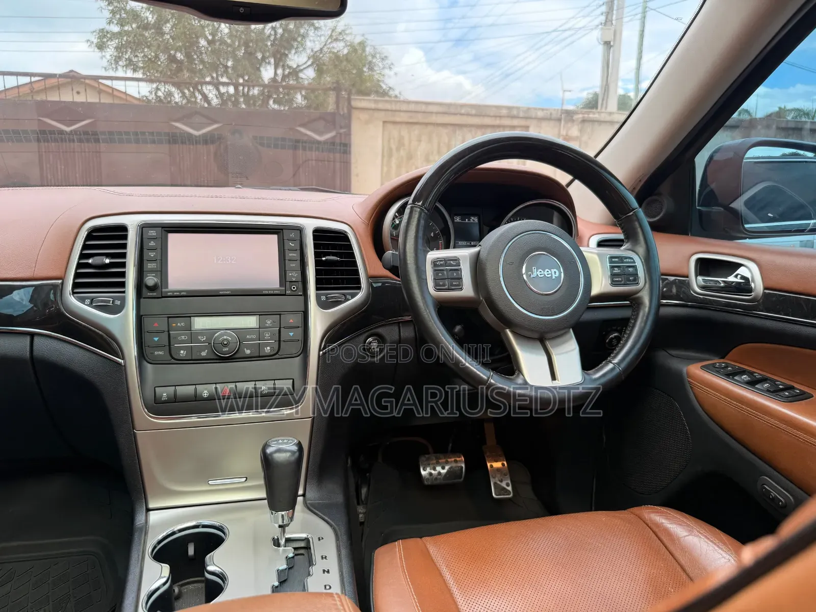 Jeep Cherokee 2012 Black