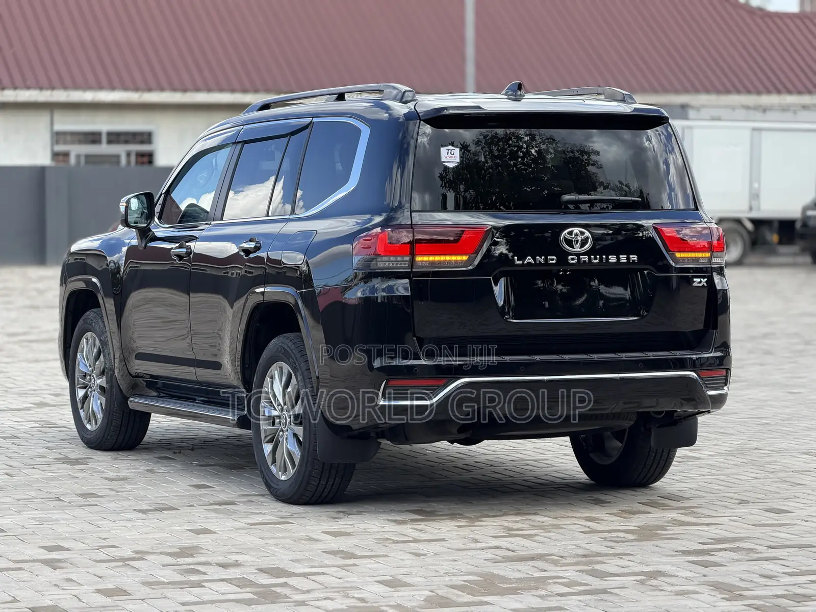 New Toyota Land Cruiser LC300 2025 Black