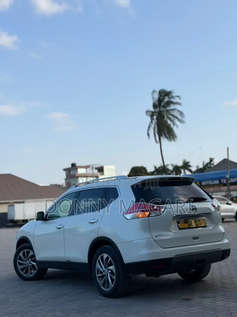 Nissan X-Trail 2016 White