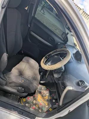 Toyota IST 2004 White