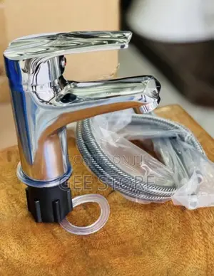 Polished Chrome Single-Lever Basin Mixer