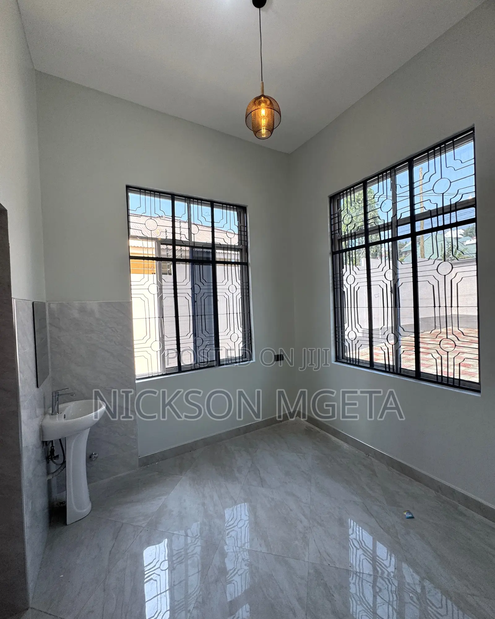 3bdrm House in Dalali Nick Mwanza for rent