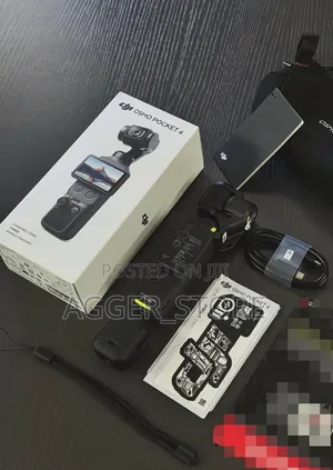 DJI Osmo Pocket 4 Standard Combo