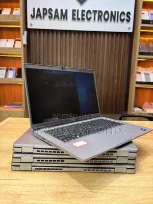 Laptop Dell Latitude 5320 16GB Intel Core i5 SSD 256GB
