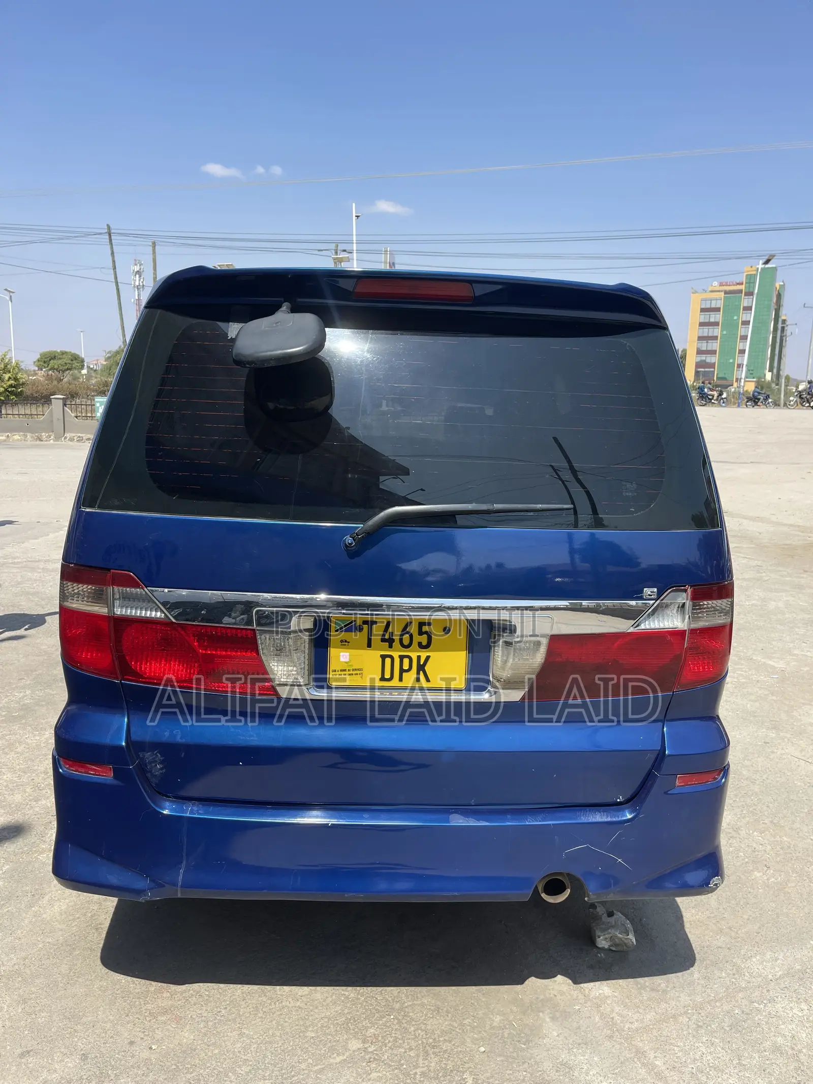 Toyota Alphard 2.4 Petrol AWD 2005 Blue