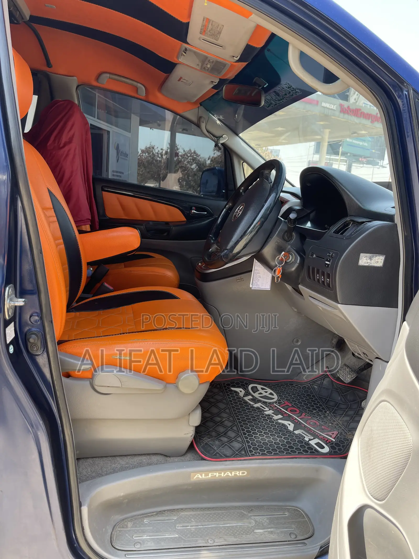 Toyota Alphard 2.4 Petrol AWD 2005 Blue
