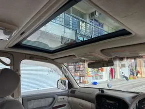 Toyota Land Cruiser 2000 Silver