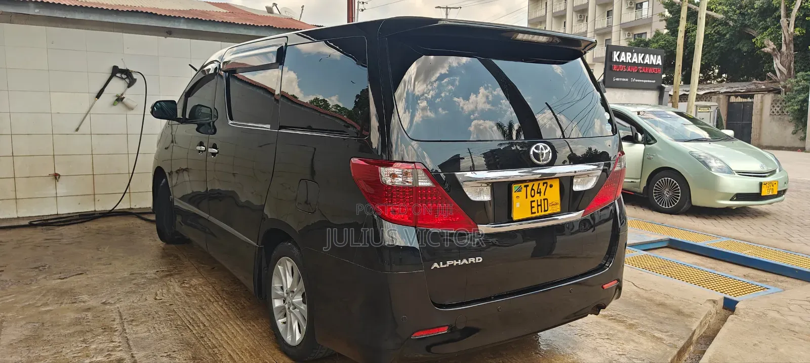 Toyota Alphard 2011 Black