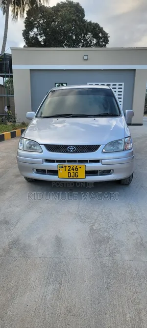 Toyota Corolla Spacio 2001 Silver
