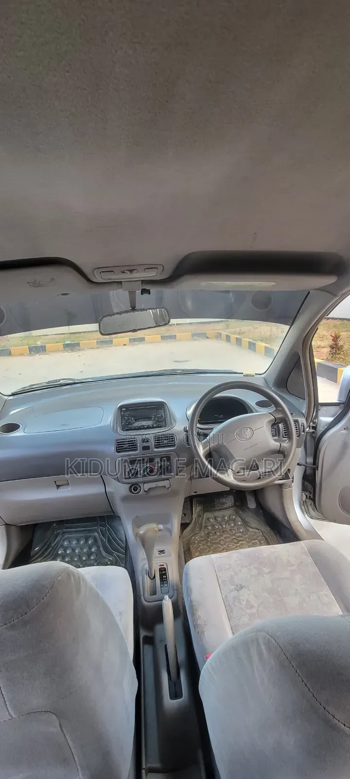 Toyota Corolla Spacio 2001 Silver