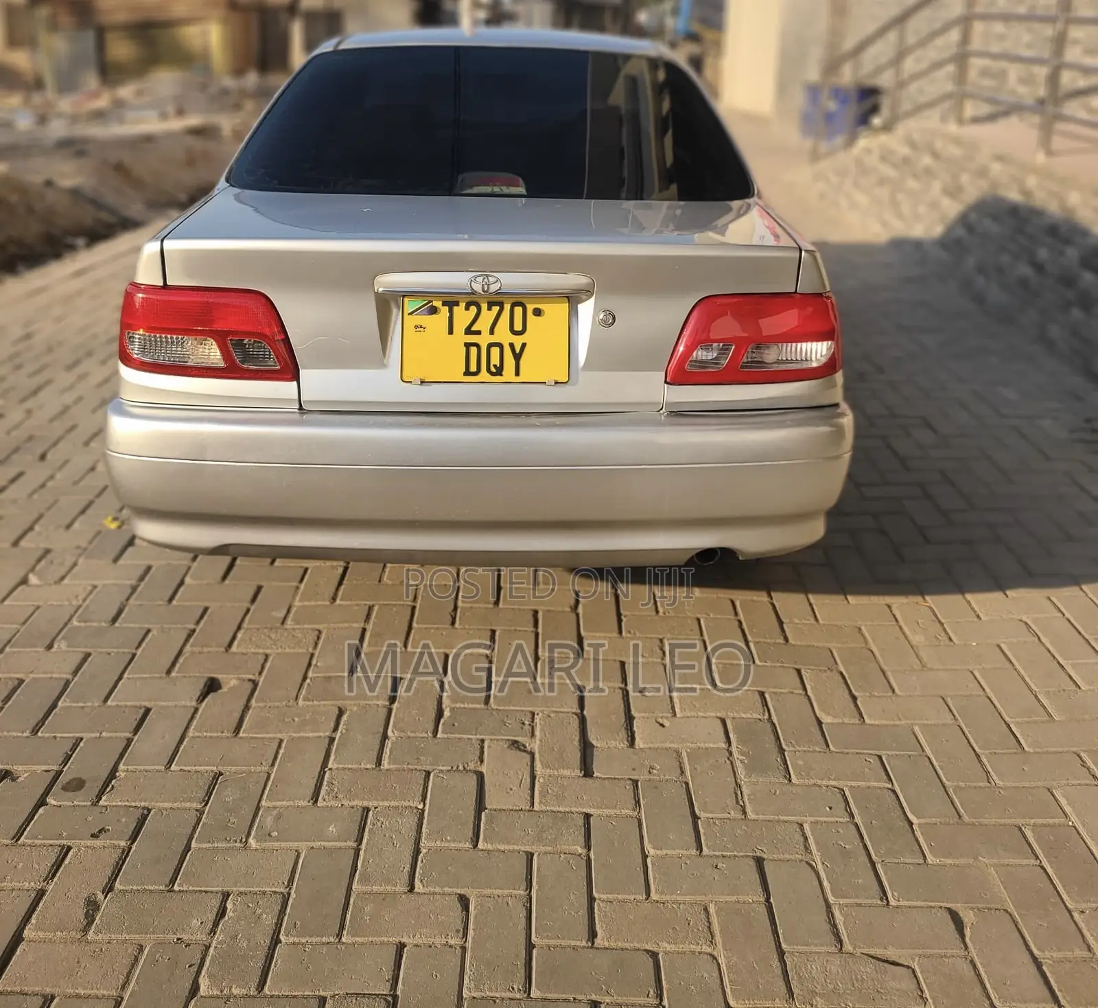 Toyota Carina 1.5 FWD Sedan 2001 Silver